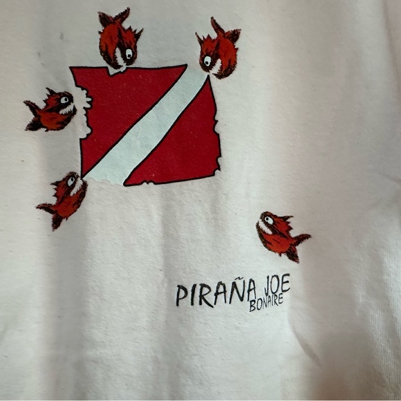 Pirana Joe tshirt. Men’s Large. Fun fish tag - Picture 4 of 9